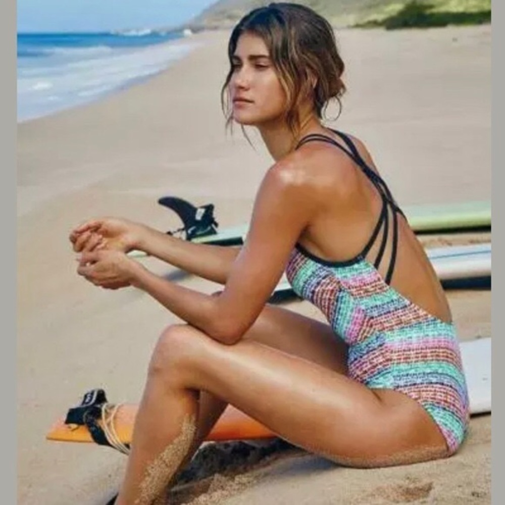 Athleta Moxi Lattice Back One Piece Swimsuit Medium